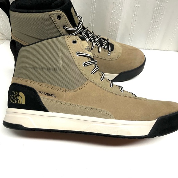 The North Face Other - THE NORTH FACE Larimer Mid Waterproof Boots 'Kelp Tan 10.5 NWOB